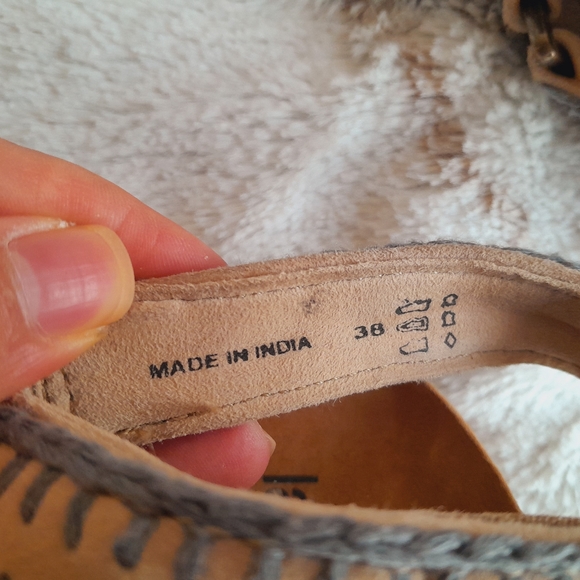 Laidback London Kemble Sandals Shoes Embroidered. - Picture 5 of 5